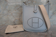 將圖片載入圖庫檢視器 HERMES/エルメス エブリンTPM トリヨンクレマンス ブルーペール U刻印 ショルダーバッグ 700060202