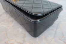 Load image into Gallery viewer, CHANEL Matelasse Full flap chain shoulder bag Lambskin Black/Gold hadware Shoulder bag 800060058
