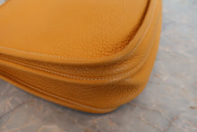 画像をギャラリービューアに読み込む, HERMES/エルメス エブリン3GM トリヨンクレマンス ソレイユ □O刻印 ショルダーバッグ 800010161
