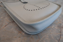 將圖片載入圖庫檢視器 HERMES/エルメス エブリンTPM トリヨンクレマンス ブルーペール U刻印 ショルダーバッグ 700060202