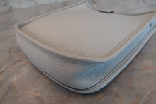 將圖片載入圖庫檢視器 HERMES/エルメス エブリンTPM トリヨンクレマンス ブルーペール U刻印 ショルダーバッグ 700060202