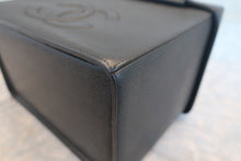 Load image into Gallery viewer, CHANEL CC mark vanity Caviar skin Black/Gold hadware Vanity 700120166