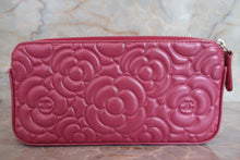 Load image into Gallery viewer, CHANEL Camelia chain wallet Lambskin Pink/Silver hadware Shoulder bag 700090003