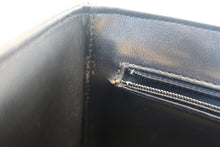 Load image into Gallery viewer, CHANEL CC mark vanity Caviar skin Black/Gold hadware Vanity 700120166