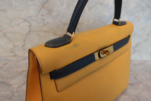 画像をギャラリービューアに読み込む, HERMES/エルメス ケリー32 クシュベル ジョーヌ/ネイビー 〇Z刻印 ショルダーバッグ 700030081