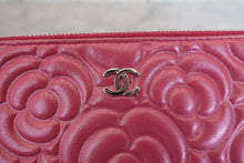 Load image into Gallery viewer, CHANEL Camelia chain wallet Lambskin Pink/Silver hadware Shoulder bag 700090003