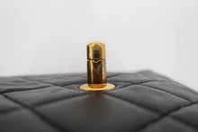 将图片加载到图库查看器,CHANEL/香奈儿 CF 链条包 羊皮 Black/Gold hardware(黑色/金色金属) 肩背包 800100131