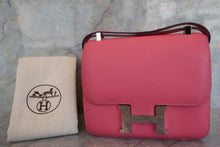 Load image into Gallery viewer, HERMES CONSTANCE3 24 Evercolor leather Rose azalee A Engraving Shoulder bag 700060195