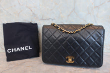 画像をギャラリービューアに読み込む, CHANEL/シャネル マトラッセフルフラップチェーンショルダーバッグ ラムスキン ブラック/ゴールド金具 800040106