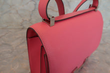 Load image into Gallery viewer, HERMES CONSTANCE3 24 Evercolor leather Rose azalee A Engraving Shoulder bag 700060195