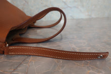 Load image into Gallery viewer, HERMES PICOTIN LOCK PM Clemence leather Gold □O Engraving Hand bag 800070135