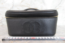 Load image into Gallery viewer, CHANEL CC mark vanity Caviar skin Black/Gold hadware Vanity 700070236