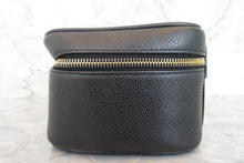 Load image into Gallery viewer, CHANEL CC mark vanity Caviar skin Black/Gold hadware Vanity 700070236