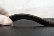 Load image into Gallery viewer, CHANEL CC mark vanity Caviar skin Black/Gold hadware Vanity 700070236