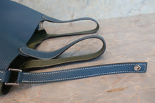 Load image into Gallery viewer, HERMES PICOTIN LOCK CASAQUE MM Clemence leather Blue thalassa/Canopee □Q Engraving Hand bag 700100019