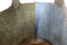 Load image into Gallery viewer, HERMES PICOTIN LOCK CASAQUE MM Clemence leather Blue thalassa/Canopee □Q Engraving Hand bag 700100019