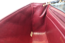 Load image into Gallery viewer, CHANEL  Diana matelasse chain shoulder bag Lambskin Black/Gold hadware Shoulder bag 700080161