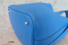 Load image into Gallery viewer, HERMES PICOTIN LOCK MM Clemence leather Blue zanzibar X Engraving Hand bag 700100043