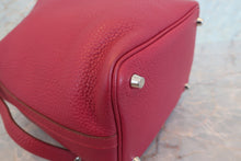 將圖片載入圖庫檢視器 HERMES/エルメス ピコタンロックPM トリヨンクレマンス ルビー □N刻印 ハンドバッグ 700060211