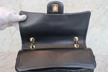 Load image into Gallery viewer, CHANEL Matelasse double flap double chain shoulder bag Lambskin Black/Gold hadware Shoulder bag 700080229