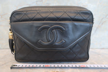 Load image into Gallery viewer, CHANEL Matelasse fringe chain shoulder bag Lambskin Black/Gold hadware Shoulder bag 700120146