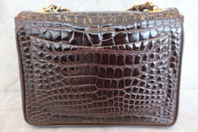將圖片載入圖庫檢視器 CHANEL/シャネル ミニマトラッセシングルフラップチェーンショルダーバッグ クロコダイル/ラムスキン ブラウン/ゴールド金具 ショルダーバッグ 600040211