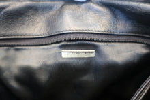 Load image into Gallery viewer, CHANEL Matelasse fringe chain shoulder bag Lambskin Black/Gold hadware Shoulder bag 700120146