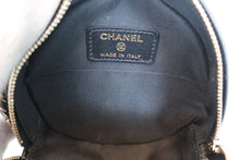 Load image into Gallery viewer, CHANEL Matelasse round chain shoulder bag Lambskin Black/Gold hadware Shoulder bag 700080216