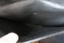 Load image into Gallery viewer, CHANEL Matelasse hand bag Caviar skin Black/Gold hadware Hand bag 700080218