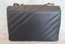 Load image into Gallery viewer, CHANEL  Bias stitch chain shoulder bag Caviar skin Black/Gold hadware Shoulder bag 700080221