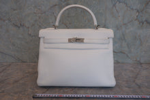 画像をギャラリービューアに読み込む, HERMES/エルメス ケリー32 トリヨンクレマンス ホワイト □J刻印 ショルダーバッグ 800030062