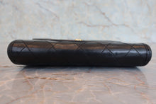 Load image into Gallery viewer, CHANEL Matelasse chain shoulder bag Lambskin Black/Gold hadware Shoulder bag 800060056