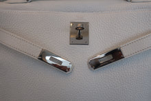 画像をギャラリービューアに読み込む, HERMES/エルメス ケリー32 トリヨンクレマンス ホワイト □J刻印 ショルダーバッグ 800030062