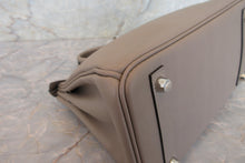 Load image into Gallery viewer, HERMES BIRKIN 25 Swift leather Gris asphalt C Engraving Hand bag 700070281