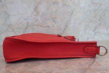 將圖片載入圖庫檢視器 HERMES/エルメス エブリン1PM トリヨンクレマンス ヴァーミリオン □H刻印 ショルダーバッグ 700100017