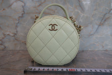 Load image into Gallery viewer, CHANEL Mini matelasse chain shoulder bag Caviar skin Lite green/Gold hadware Shoulder bag 700090010