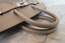 Load image into Gallery viewer, HERMES BIRKIN 25 Swift leather Gris asphalt C Engraving Hand bag 700070281
