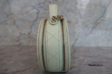 Load image into Gallery viewer, CHANEL Mini matelasse chain shoulder bag Caviar skin Lite green/Gold hadware Shoulder bag 700090010