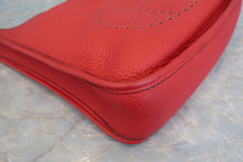 將圖片載入圖庫檢視器 HERMES/エルメス エブリン1PM トリヨンクレマンス ヴァーミリオン □H刻印 ショルダーバッグ 700100017