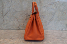 Load image into Gallery viewer, HERMES BIRKIN 25 Togo leather Orange □H Engraving Hand bag 700120162