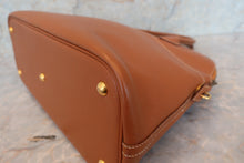 画像をギャラリービューアに読み込む, HERMES/エルメス ボリード35 クシュベル ゴールド ショルダーバッグ 700110070