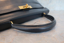 Load image into Gallery viewer, HERMES KELLY 32 Box carf leather Navy 〇R Engraving Hand bag 700100008