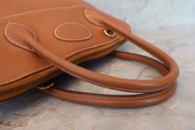 画像をギャラリービューアに読み込む, HERMES/エルメス ボリード35 クシュベル ゴールド ショルダーバッグ 700110070