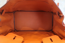 Load image into Gallery viewer, HERMES BIRKIN 25 Togo leather Orange □H Engraving Hand bag 700120162