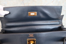 Load image into Gallery viewer, HERMES KELLY 32 Box carf leather Navy 〇R Engraving Hand bag 700100008