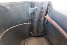 Load image into Gallery viewer, HERMES KELLY 32 Box carf leather Navy 〇R Engraving Hand bag 700100008