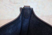 Load image into Gallery viewer, HERMES EVELYNE TPM Clemence leather Blue nuit Y Engraving Shoulder bag 800040121