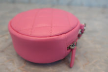 Load image into Gallery viewer, CHANEL Matelasse round chain shoulder bag Lambskin Pink/Silver hadware Shoulder bag 600040002