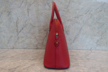 Load image into Gallery viewer, HERMES BOLIDE 35 Graine Couchevel leather Rouge vif Shoulder bag 700120174