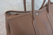 画像をギャラリービューアに読み込む, HERMES/エルメス ガーデンパーティPM ネゴンダ エトゥープ □P刻印 トートバッグ 800040112